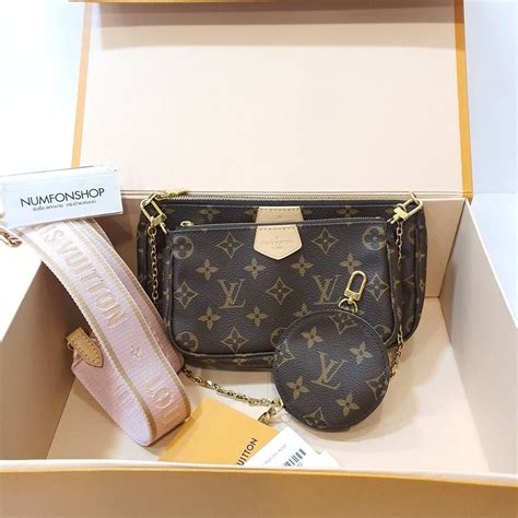 กระเป๋า louis vuitton multi pochette accessoires ราคา|louis vuitton accessories.